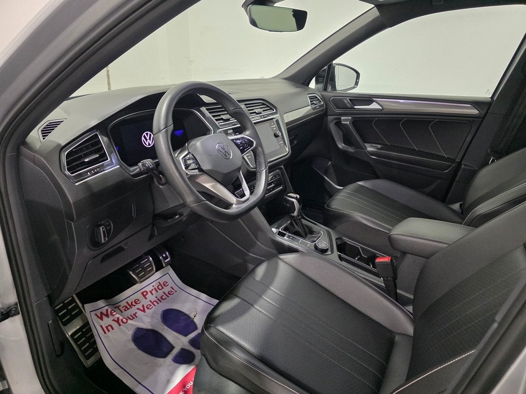 2022 Volkswagen Tiguan 2.0T SE R-Line Black