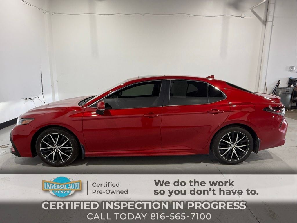 2022 Toyota Camry SE