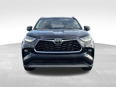 2023 Toyota Highlander Platinum