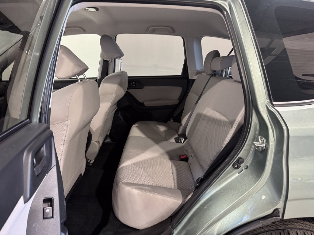 2015 Subaru Forester 2.5i