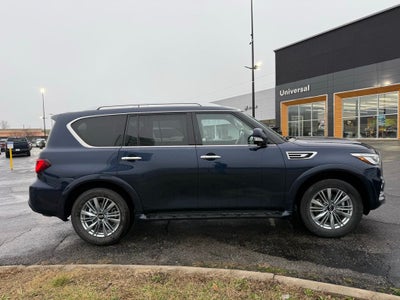 2024 INFINITI QX80 LUXE