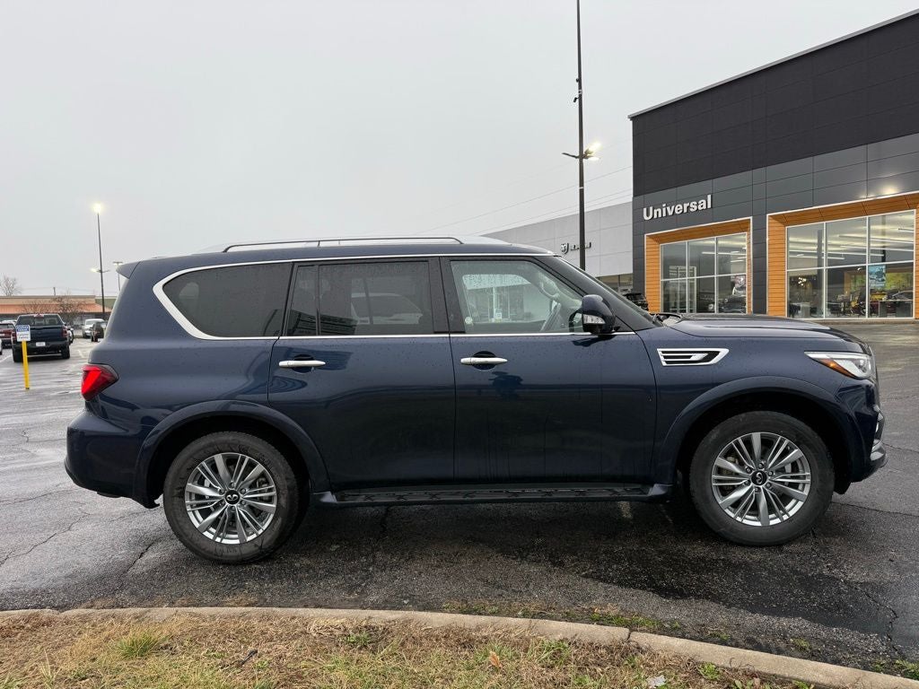 2024 INFINITI QX80 LUXE