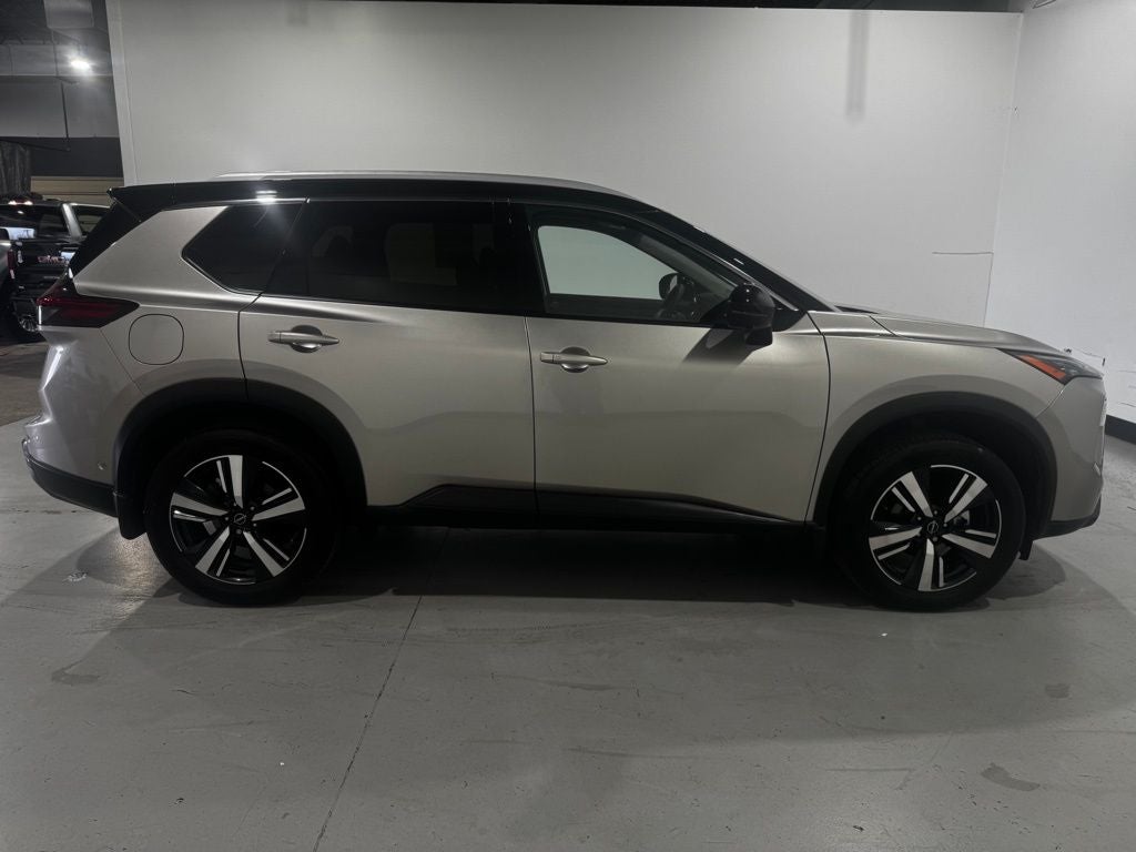 2025 Nissan Rogue SL