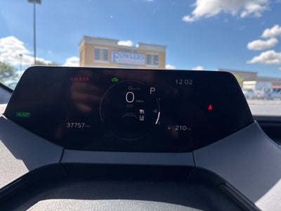 2025 Toyota Prius LE