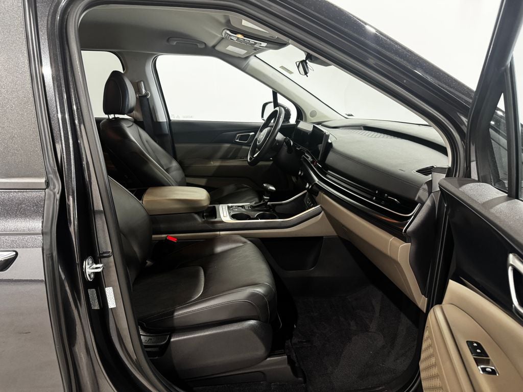 2025 Kia Carnival MPV LXS