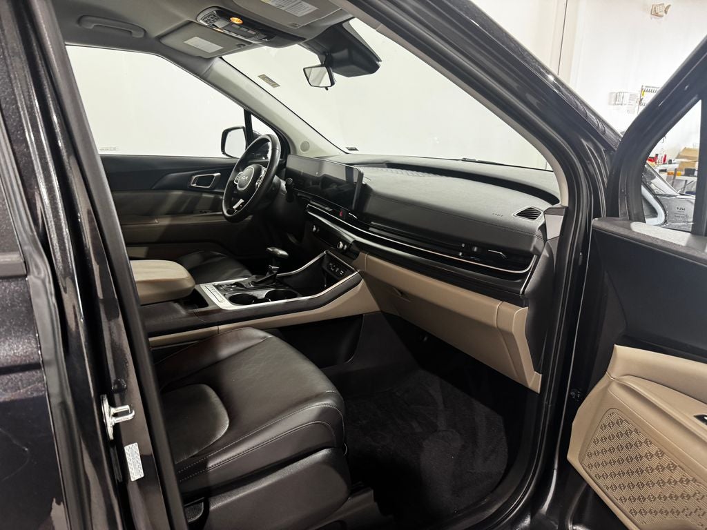 2025 Kia Carnival MPV LXS
