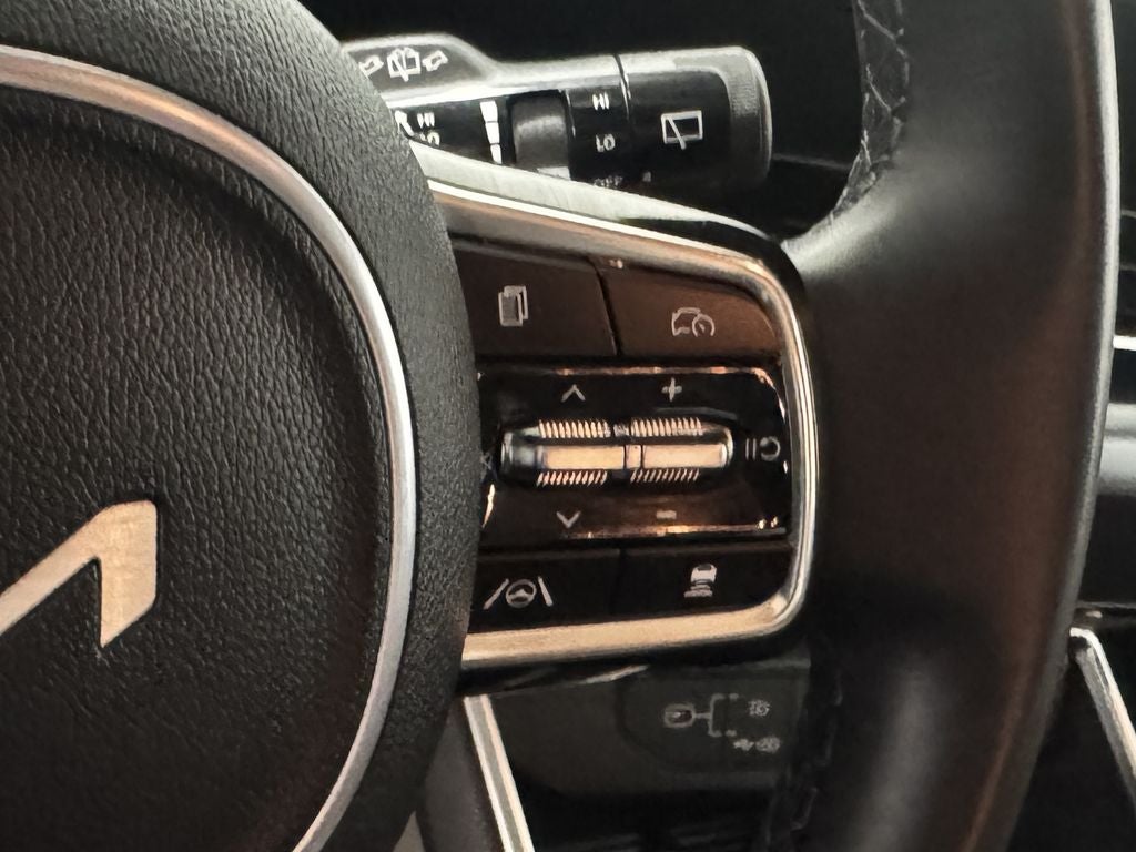 2025 Kia Carnival MPV LXS