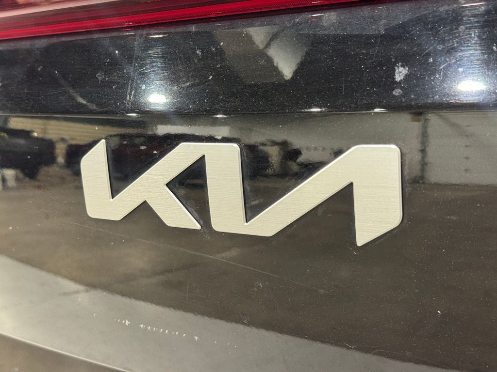 2025 Kia Carnival MPV LXS