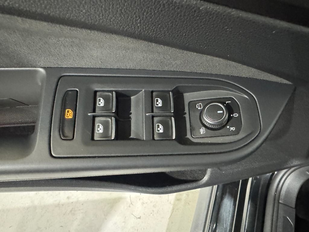 2024 Volkswagen Golf GTI 2.0T S