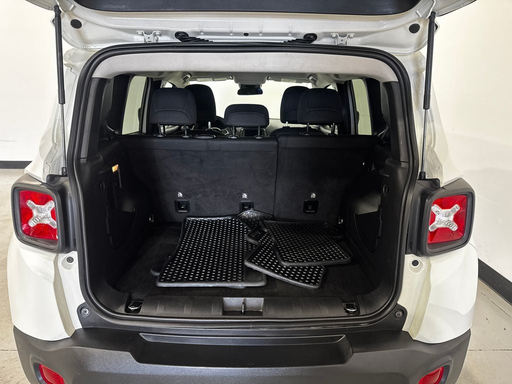 2023 Jeep Renegade Altitude